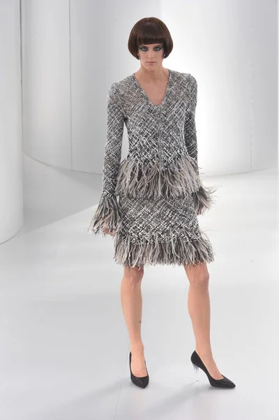 Look 32